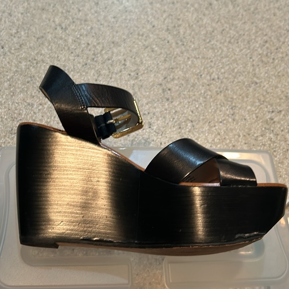 GUC Michael Kors Leather Platform Sandal - Size 8M - Picture 14 of 16